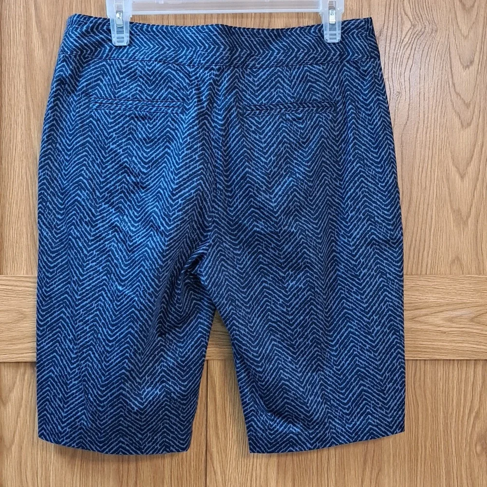 Bobby Jones print shorts - Picture 6 of 9